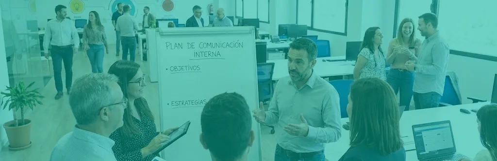 Personas capacitandose